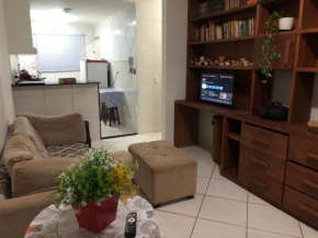 Apartamento com Wifi, Livros e Espaço Pet